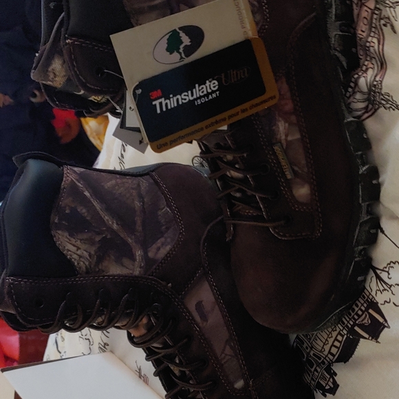 Boots - Picture 1 of 7